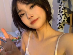 美女照片甜美温柔头像,捕捉心动瞬间，展现独特魅力”