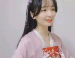 青莲苑拍照的小姐姐,镜头下的美丽瞬间