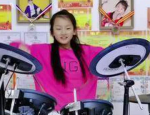 青莲苑拍照的小姐姐,镜头下的美丽瞬间